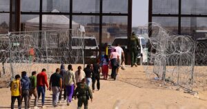 أزمة المهاجرين في شيكاغو 2026