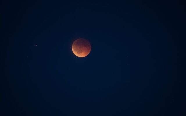 sm-1787914876084